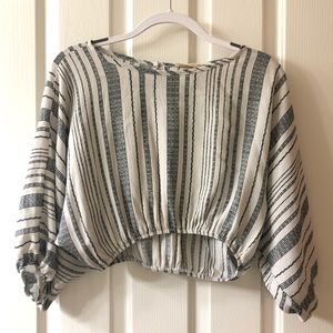 Balloon Sleeve Crop Top